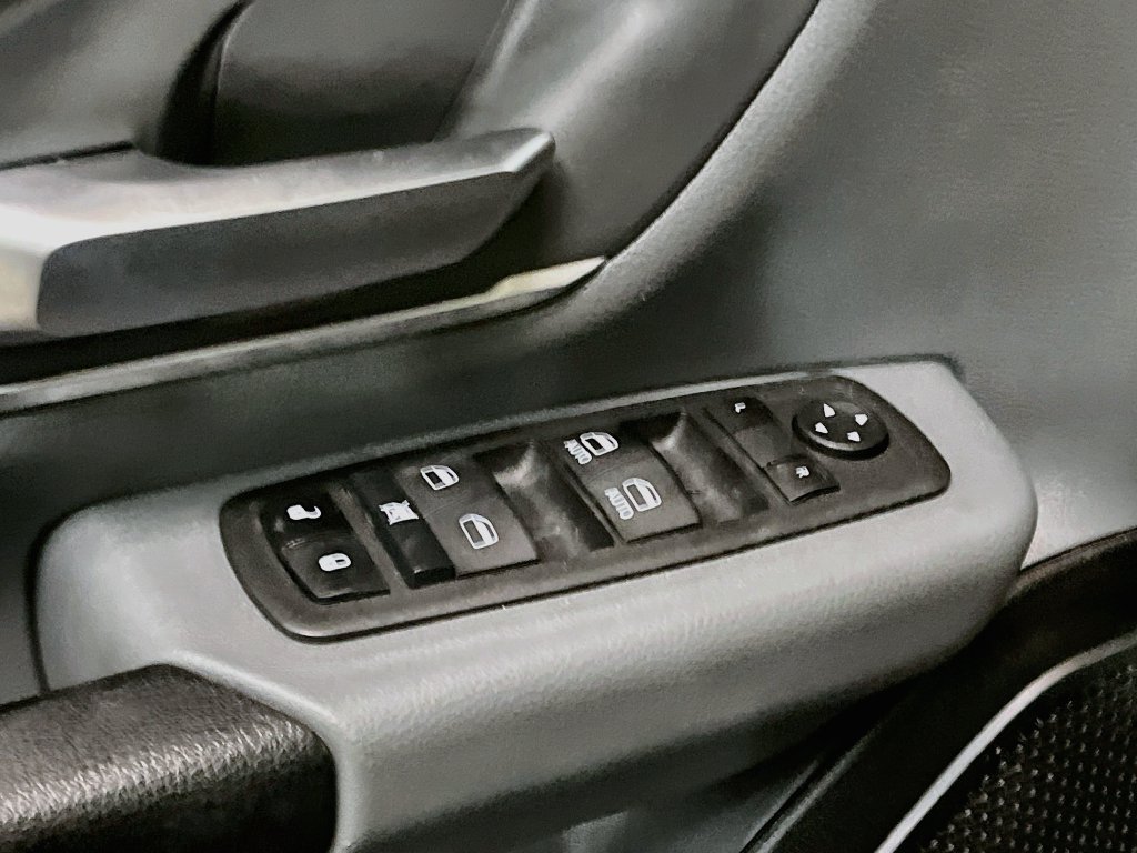Used 2022 RAM 1500 Big Horn AWD/4WD image 18