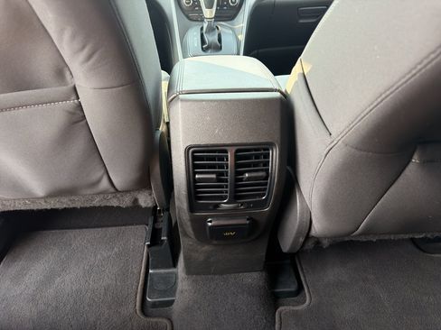 Used 2015 Ford Escape SE w/ Equipment Group 201A AWD/4WD image 22