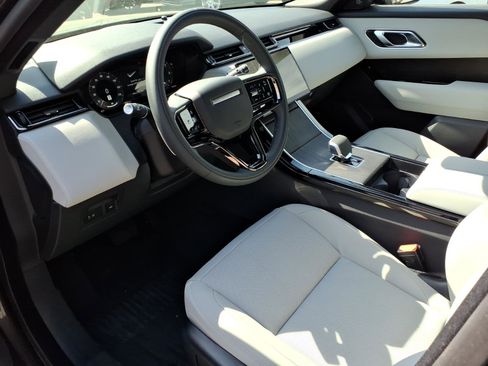 Certified 2026 Land Rover Range Rover Velar S AWD/4WD image 17