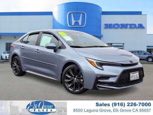 Used 2024 Toyota Corolla SE FWD image 1