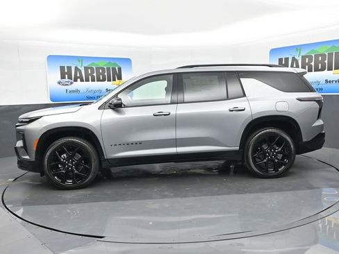 New 2026 Chevrolet Traverse RS w/ LPO, Floor Liner Package FWD image 2