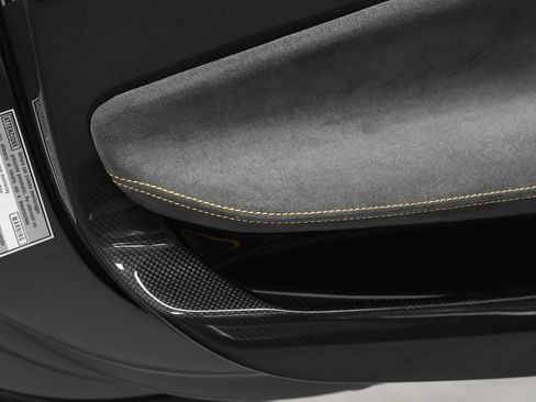 Certified 2022 Ferrari F8 Tributo RWD image 87