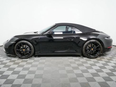 Certified 2020 Porsche 911 Carrera image 2