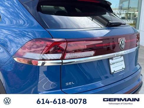 New 2026 Volkswagen Atlas Cross Sport SEL Premium R-Line AWD/4WD image 14