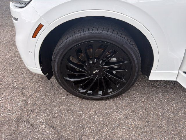 Used 2024 Lincoln Aviator Reserve w/ Equipment Group 201A AWD/4WD image 30