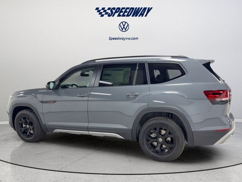 New 2026 Volkswagen Atlas Peak Edition AWD/4WD image 9