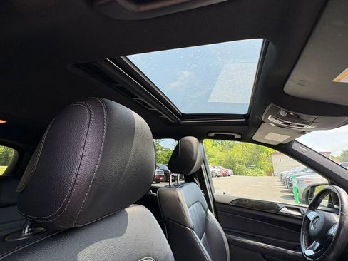 Used 2016 Mercedes-Benz GLE 350 4MATIC w/ Premium Package image 31
