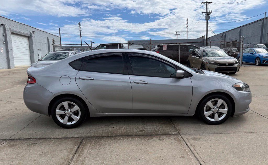 Used 2016 Dodge Dart SXT FWD image 5