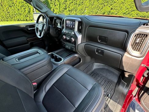 Used 2019 GMC Sierra 1500 SLT w/ SLT Premium Plus Package AWD/4WD image 15