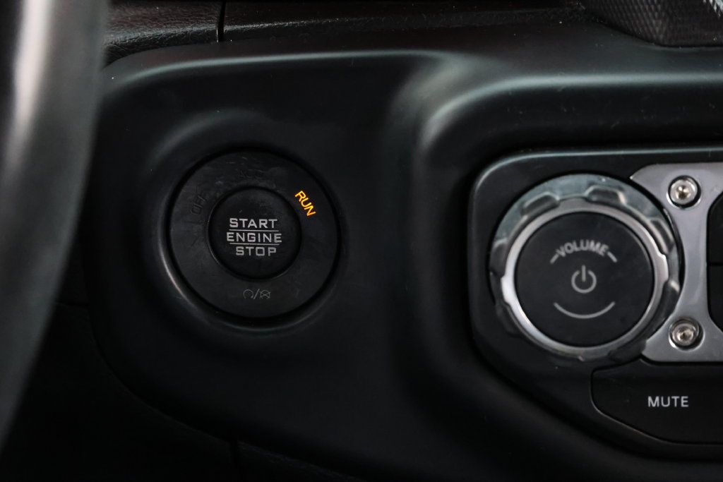 Used 2019 Jeep Wrangler Unlimited Rubicon AWD/4WD image 30