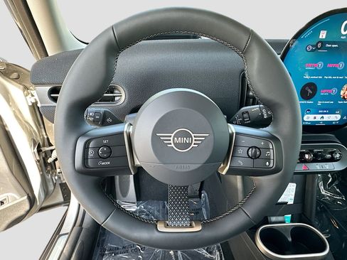 New 2026 MINI Cooper 4-Door Hardtop image 8