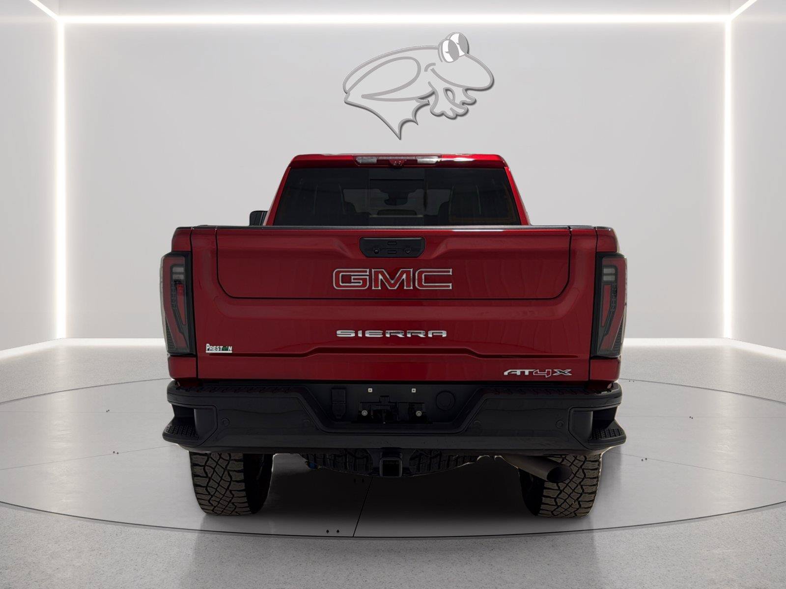 Used 2025 GMC Sierra 2500 AT4X AWD/4WD image 4