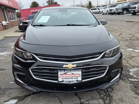 Used 2016 Chevrolet Malibu LT image 2