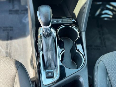 Used 2023 Buick Encore GX Preferred w/ Cold Weather Comfort Package AWD/4WD image 18