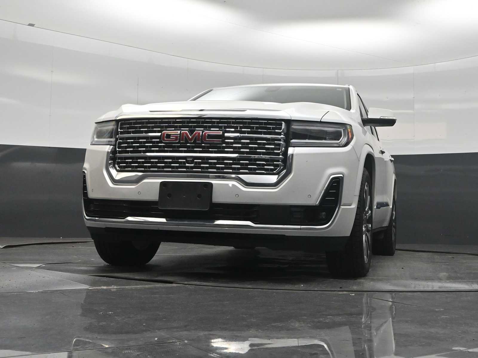Used 2022 GMC Acadia Denali w/ Denali Ultimate Package AWD/4WD image 22