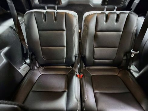 Used 2016 Ford Explorer Limited w/ Equipment Group 301A FWD image 28