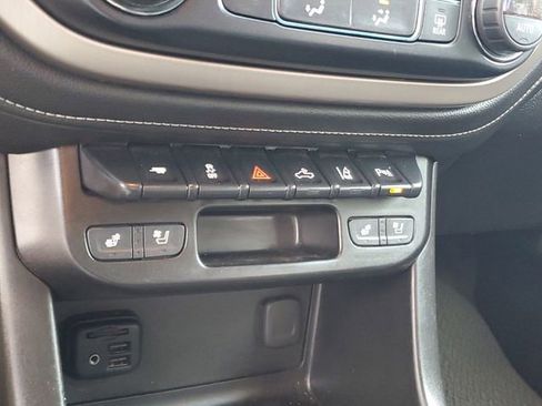 Used 2021 GMC Canyon Denali RWD image 23