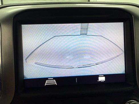 Used 2021 GMC Sierra 1500 SLE w/ Driver Alert Package I image 24