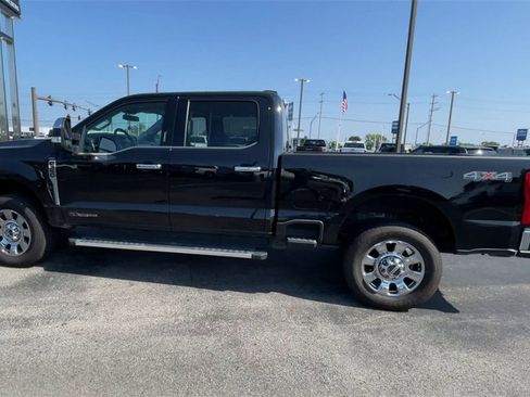 Used 2023 Ford F350 Lariat w/ Chrome Package image 7
