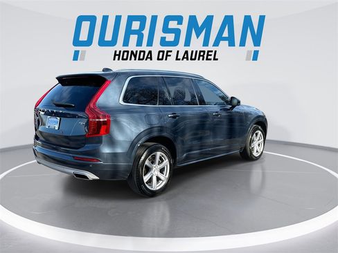Used 2020 Volvo XC90 T8 Momentum image 8