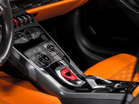Used 2017 Lamborghini Huracan LP 580-2 RWD image 22