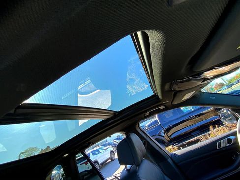 Used 2023 BMW X5 M50i w/ Executive Package image 19