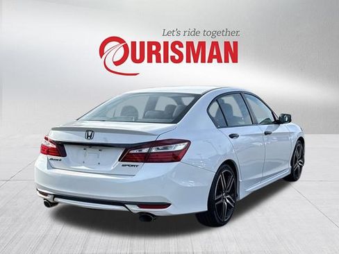 Used 2017 Honda Accord Sport image 2