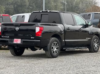 Certified 2022 Nissan Titan SV w/ Accessory Utility Package video 3
