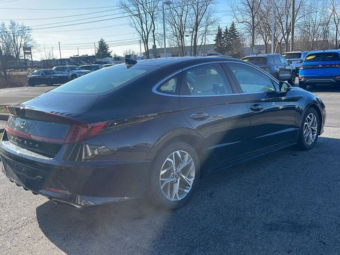 Used 2023 Hyundai Sonata SEL w/ Convenience Package image 4