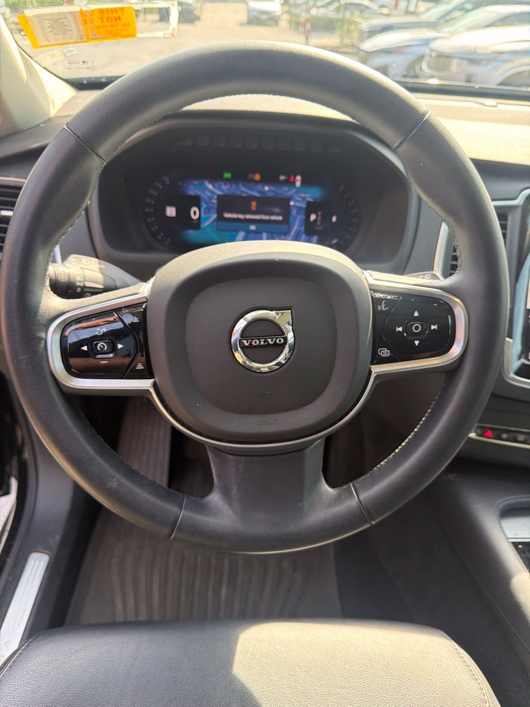 Used 2023 Volvo XC90 B5 Core w/ Protection Package Premier AWD/4WD image 14