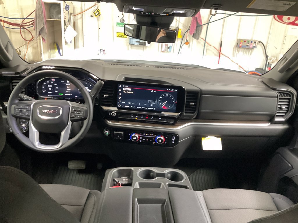 Used 2026 GMC Sierra 1500 Elevation AWD/4WD image 18