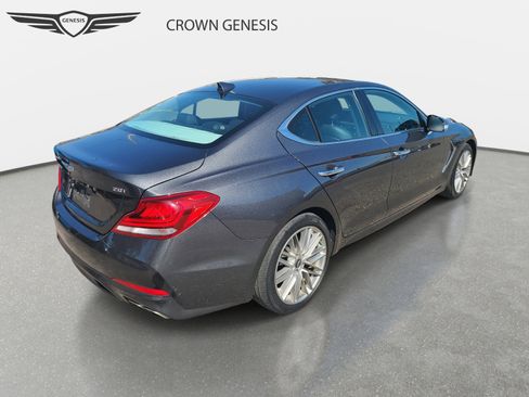 Used 2021 Genesis G70 2.0T image 5