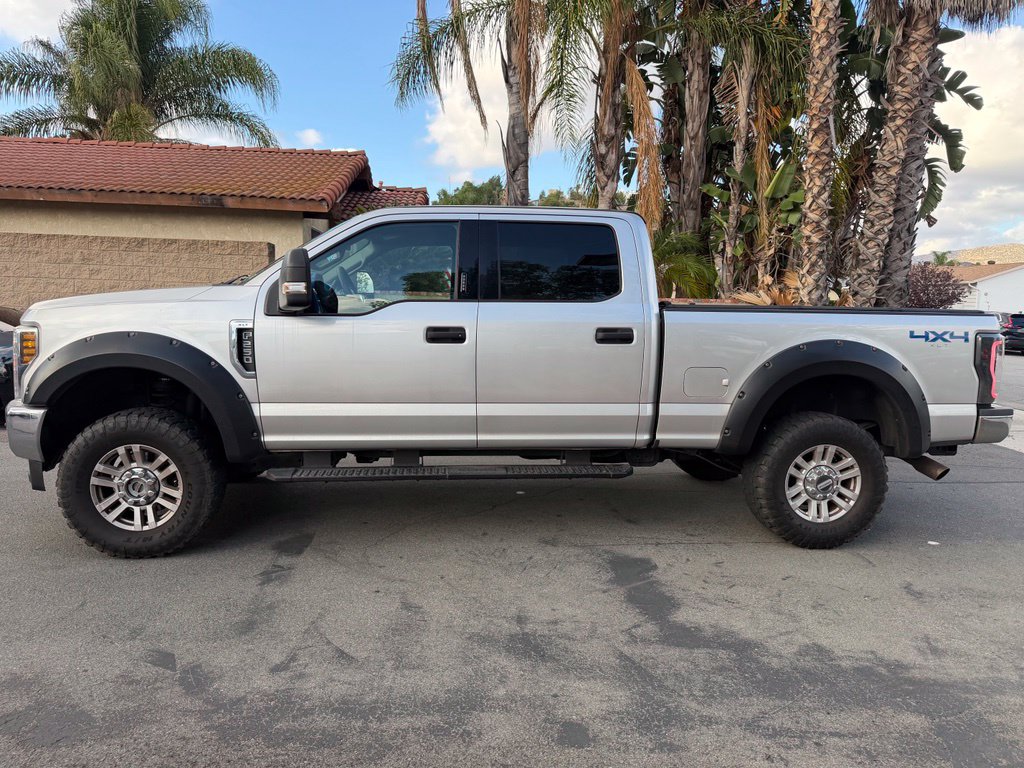 Used 2019 Ford F250 XLT AWD/4WD image 9
