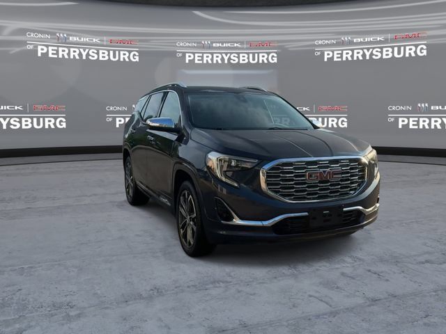 Used 2019 GMC Terrain Denali w/ Driver Alert Package II AWD/4WD image 2