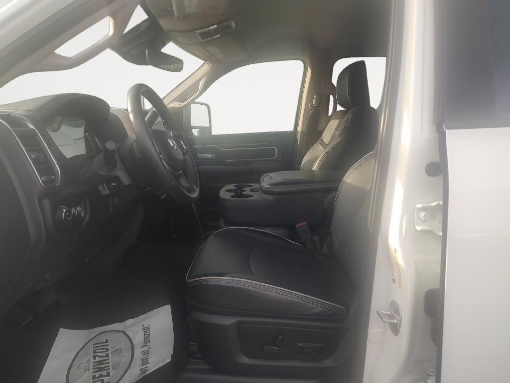 Used 2024 RAM 2500 Laramie w/ Safety Group AWD/4WD image 9