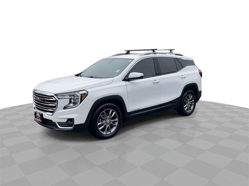 Used 2022 GMC Terrain SLT image 4