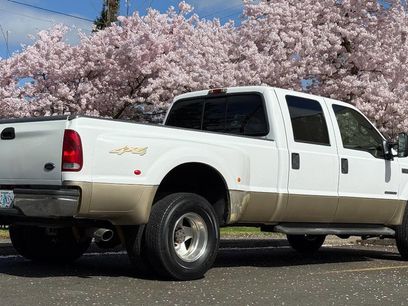 Used 2000 Ford F350 Lariat