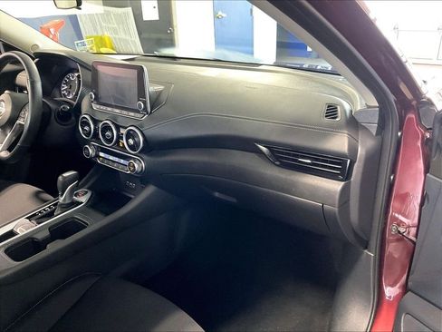 Used 2021 Nissan Sentra SV FWD image 13