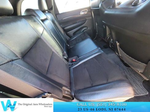 Used 2014 Jeep Grand Cherokee Altitude image 16
