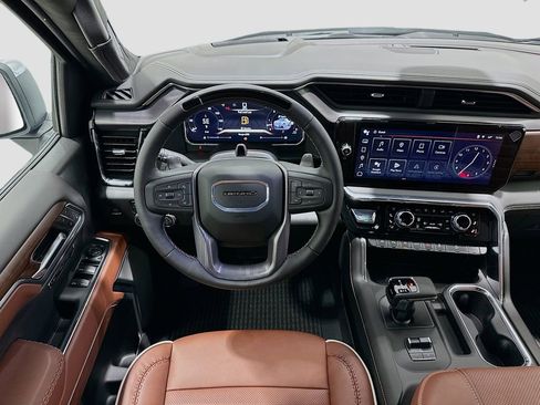Certified 2026 GMC Sierra 1500 Denali Ultimate AWD/4WD image 24