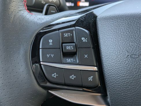 Used 2025 Ford Explorer ST AWD/4WD image 22