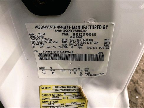 Used 2015 Ford F550 4x4 Regular Cab Super Duty image 31