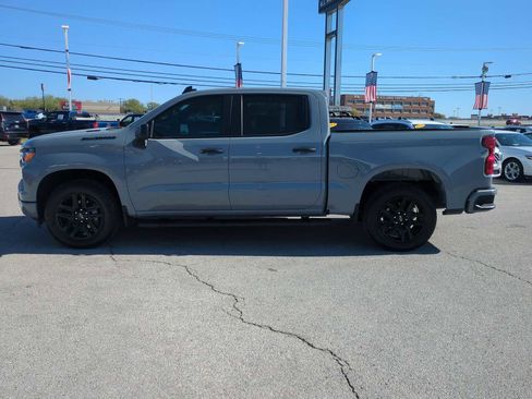 Used 2025 Chevrolet Silverado 1500 Custom w/ LPO, Dark Essentials Package image 5