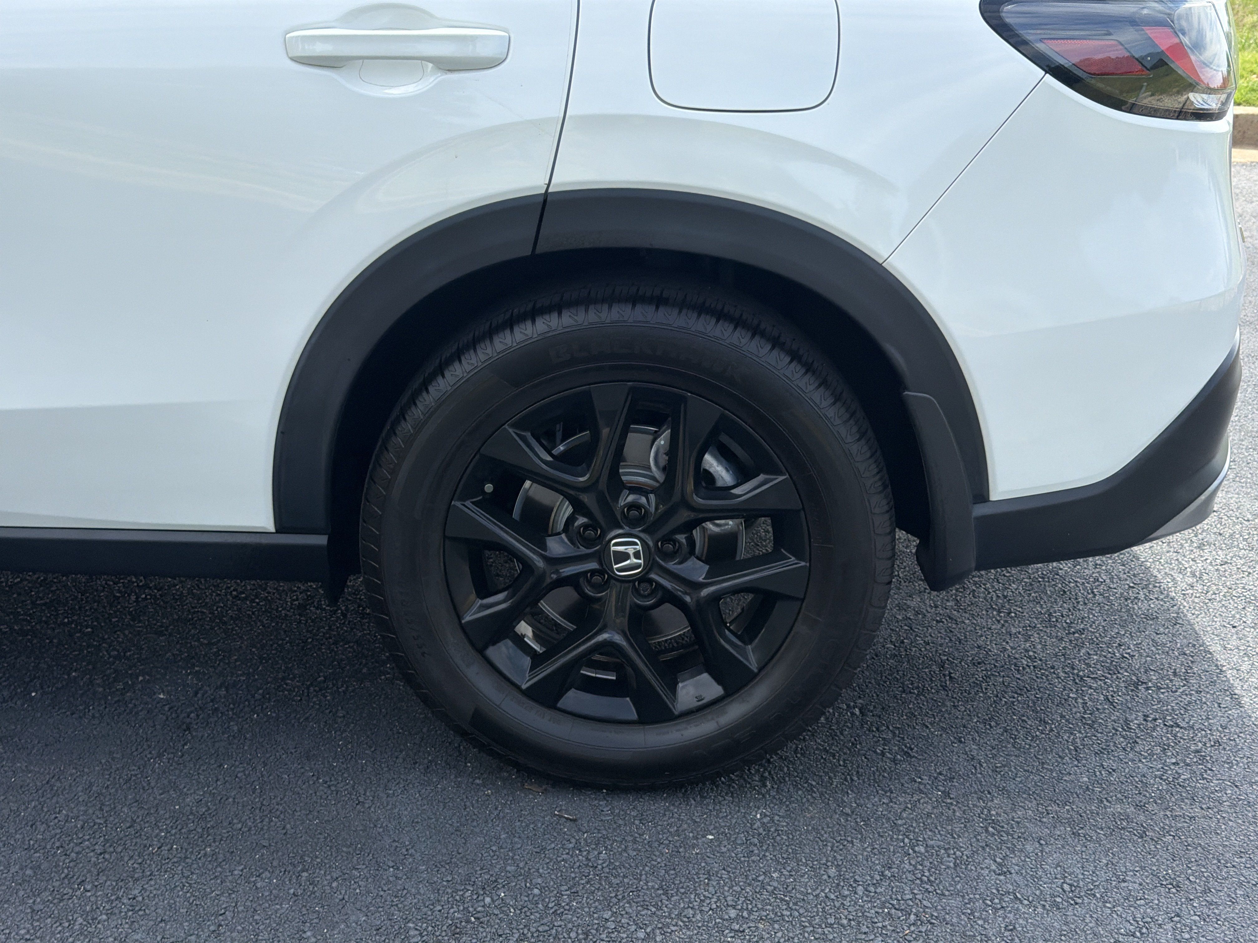 Certified 2024 Honda HR-V Sport image 33
