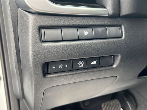 New 2026 Nissan Rogue SV AWD/4WD image 28