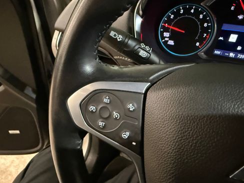 Used 2022 Chevrolet Traverse LT w/ LT Premium Package image 52