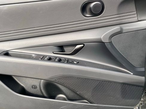 Certified 2026 Hyundai Elantra Sport FWD image 20