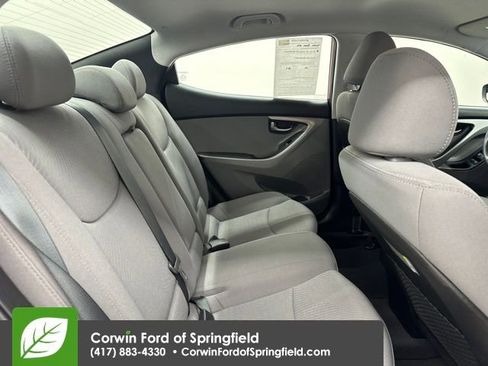 Used 2014 Hyundai Elantra SE image 13