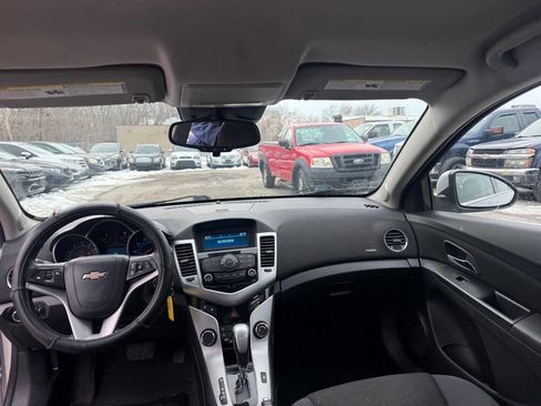 Used 2012 Chevrolet Cruze LT image 8