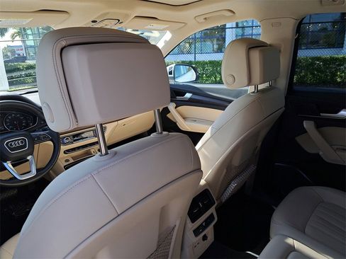 Certified 2023 Audi Q5 2.0T Premium w/ Convenience Package image 26